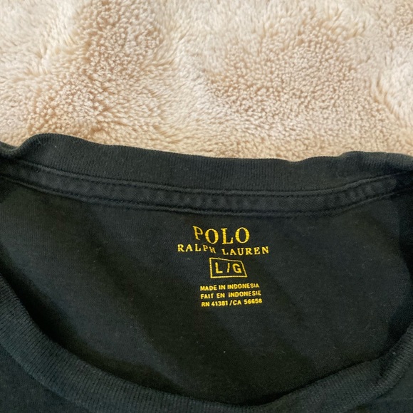 Polo t - size L black with red symbol - Picture 2 of 2